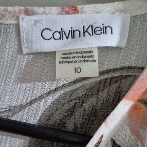 Calvin Klein Women's Floral V-Neck Dress - White and Brown - Picture 3 of 8